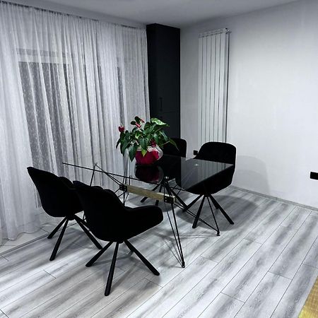 Whitehouse2 Appartement Arad Buitenkant foto