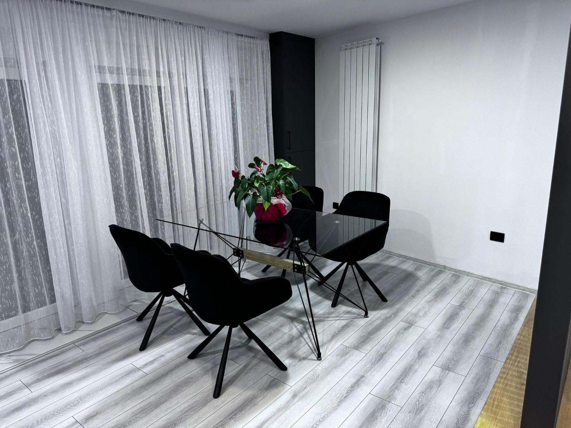 Whitehouse2 Appartement Arad Buitenkant foto